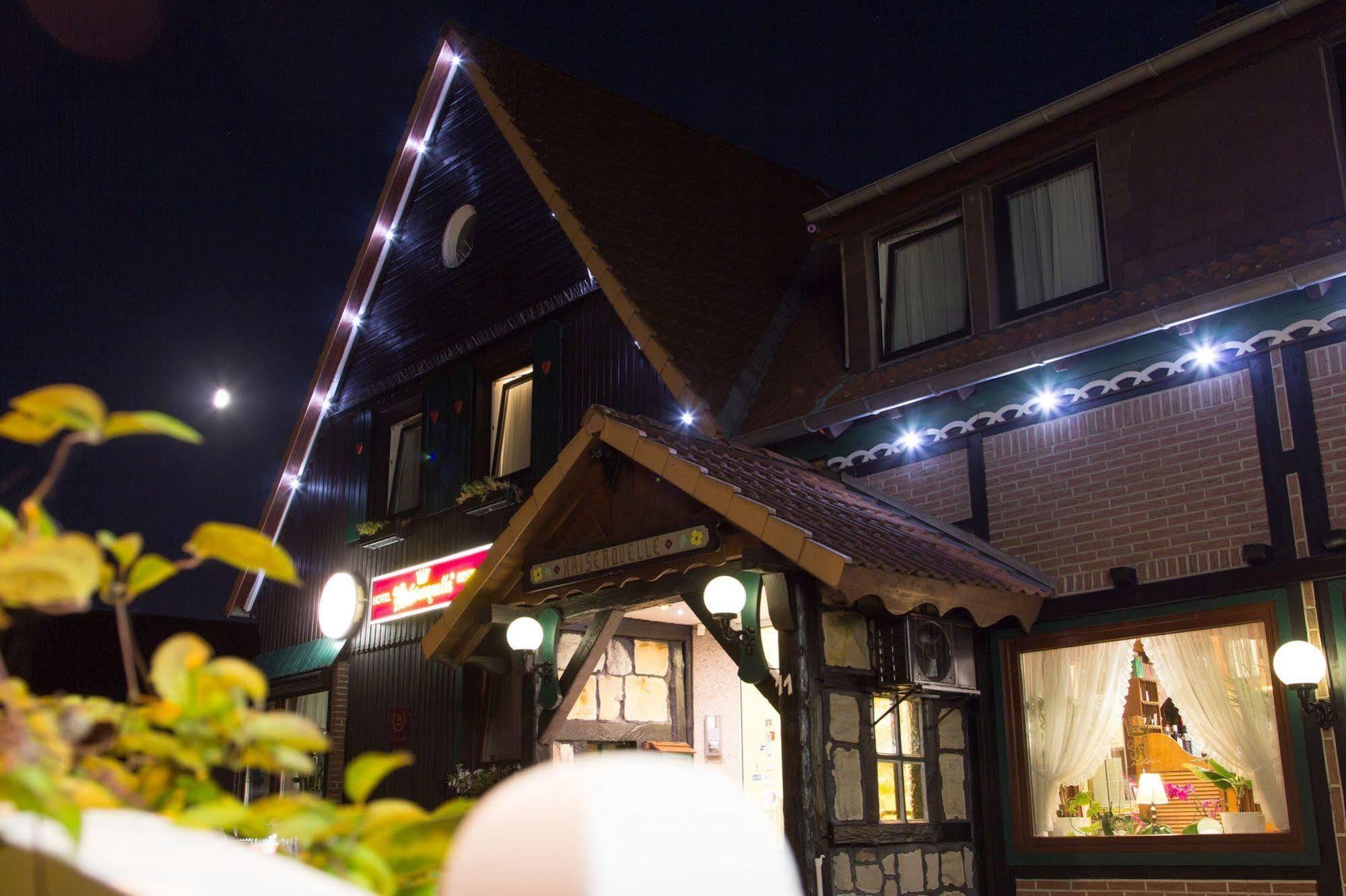 Hotel Kaiserquelle Salzgitter Esterno foto